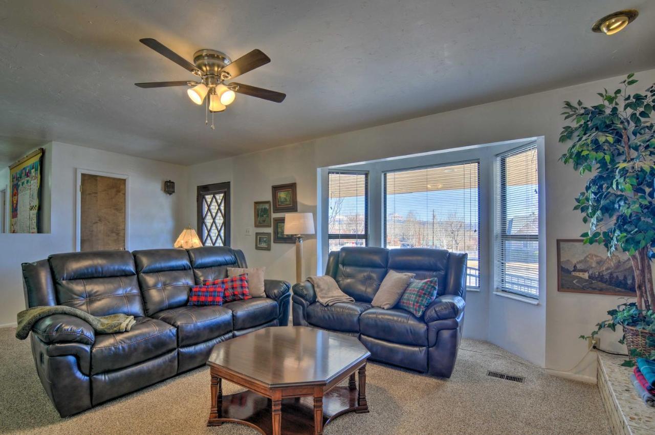 Bryce Canyon Area House With Mountain Views! トロピック エクステリア 写真